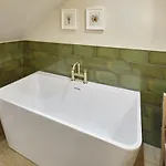 Apartmán Host & - The Salt Nook